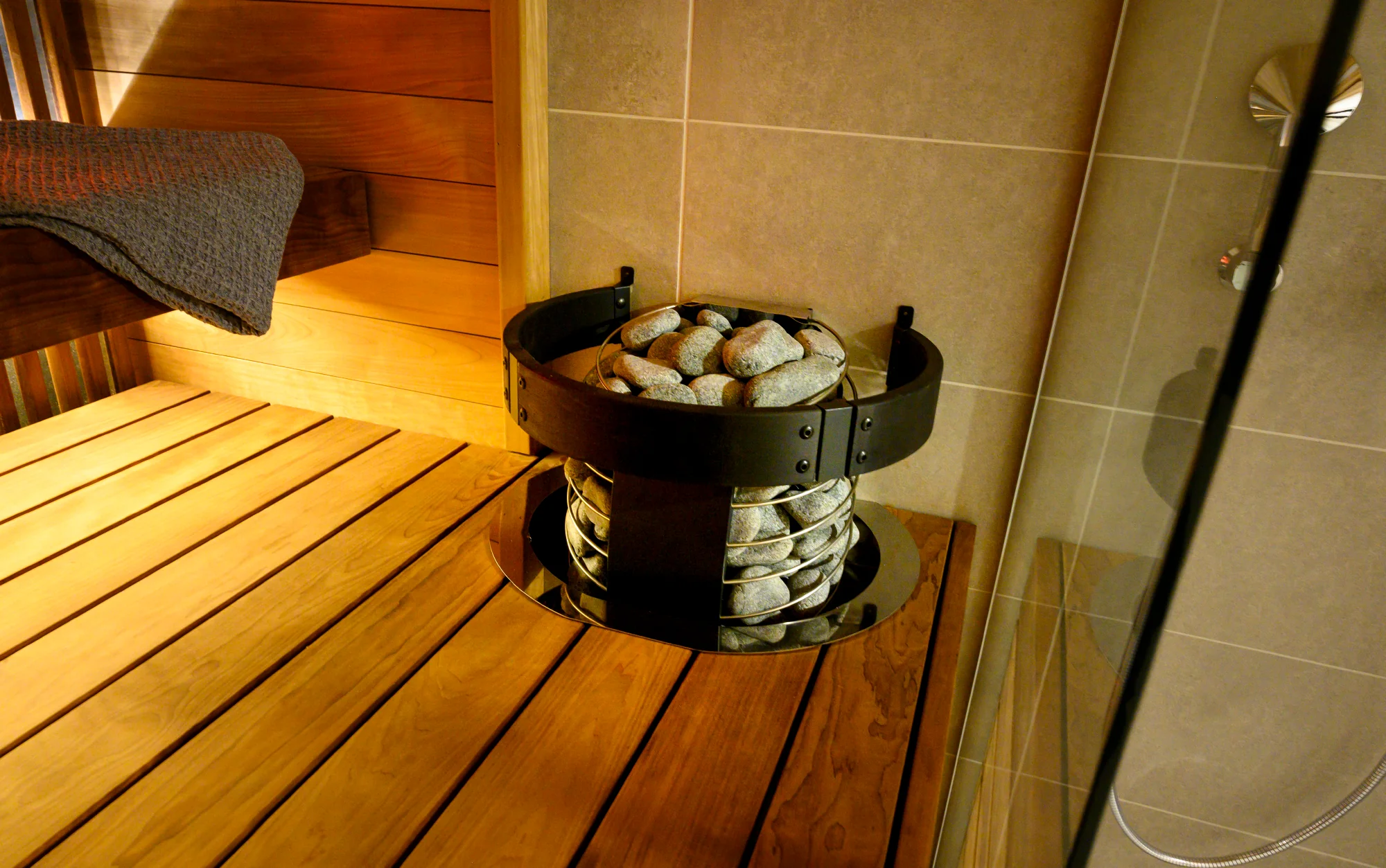 Harvia Spirit 9kW SP90E Electric Sauna Heater Package - Image 6