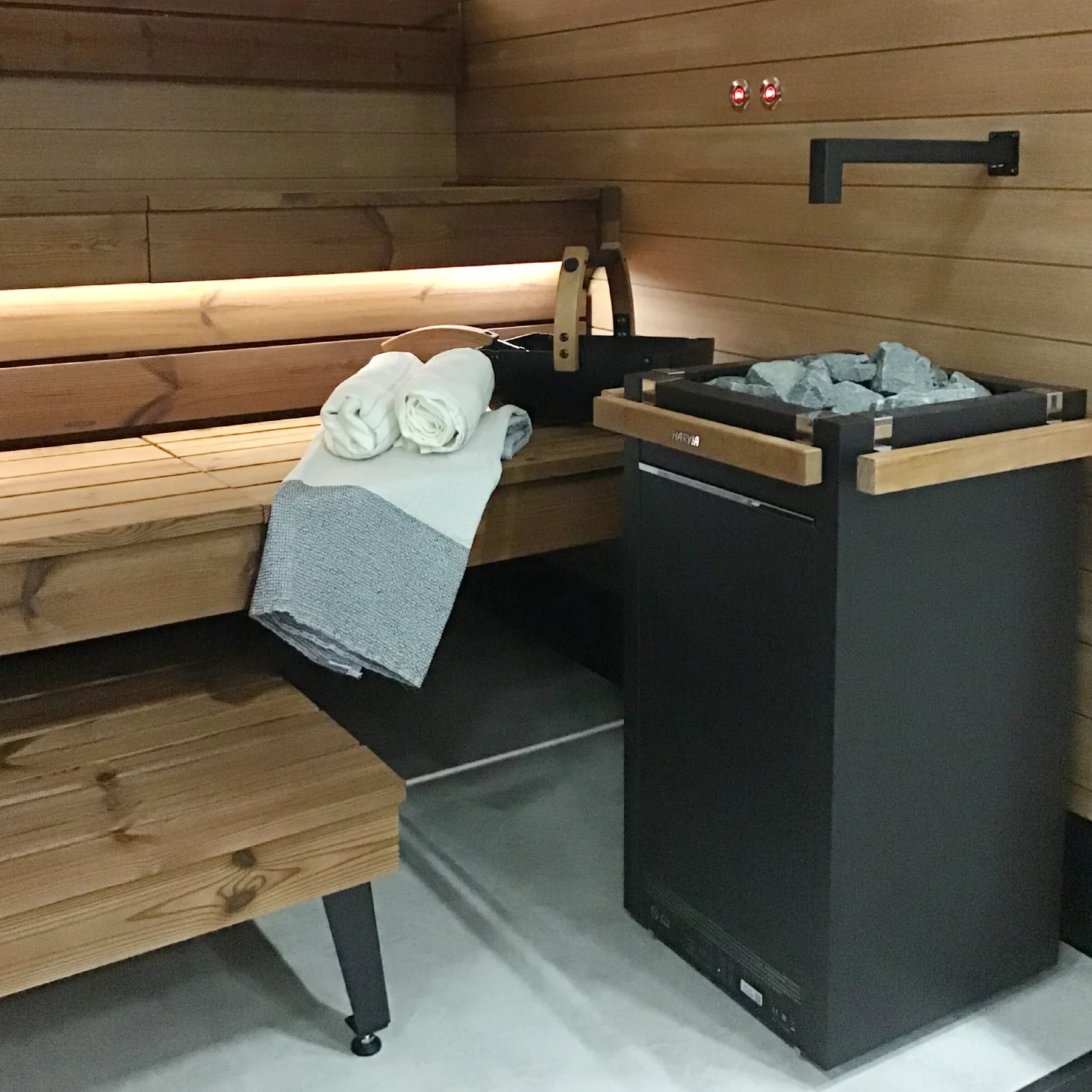 Harvia Virta HL110E 10.5kW Electric Sauna Heater Package - Image 3