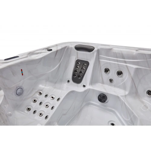 Luxury Spas Estes 5-Person Hot Tub - Image 7