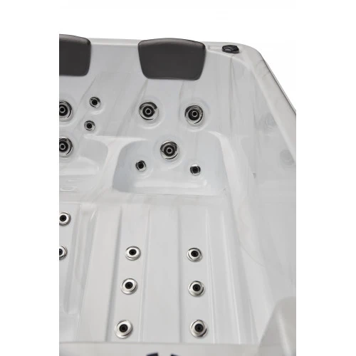 Luxury Spas Riley 3-Person Hot Tub - Image 8