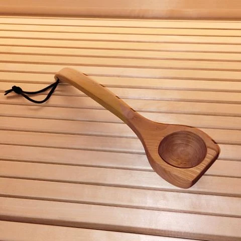 SaunaLife Wooden 1-Gallon Sauna Bucket Set with Wood Ladle and Thermometer - White - Image 7
